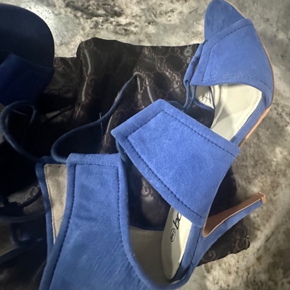 Boohoo Blue Suede Pump Shoes Size 8...BRAND NEW - NEVER WORN! - Picture 12 of 16